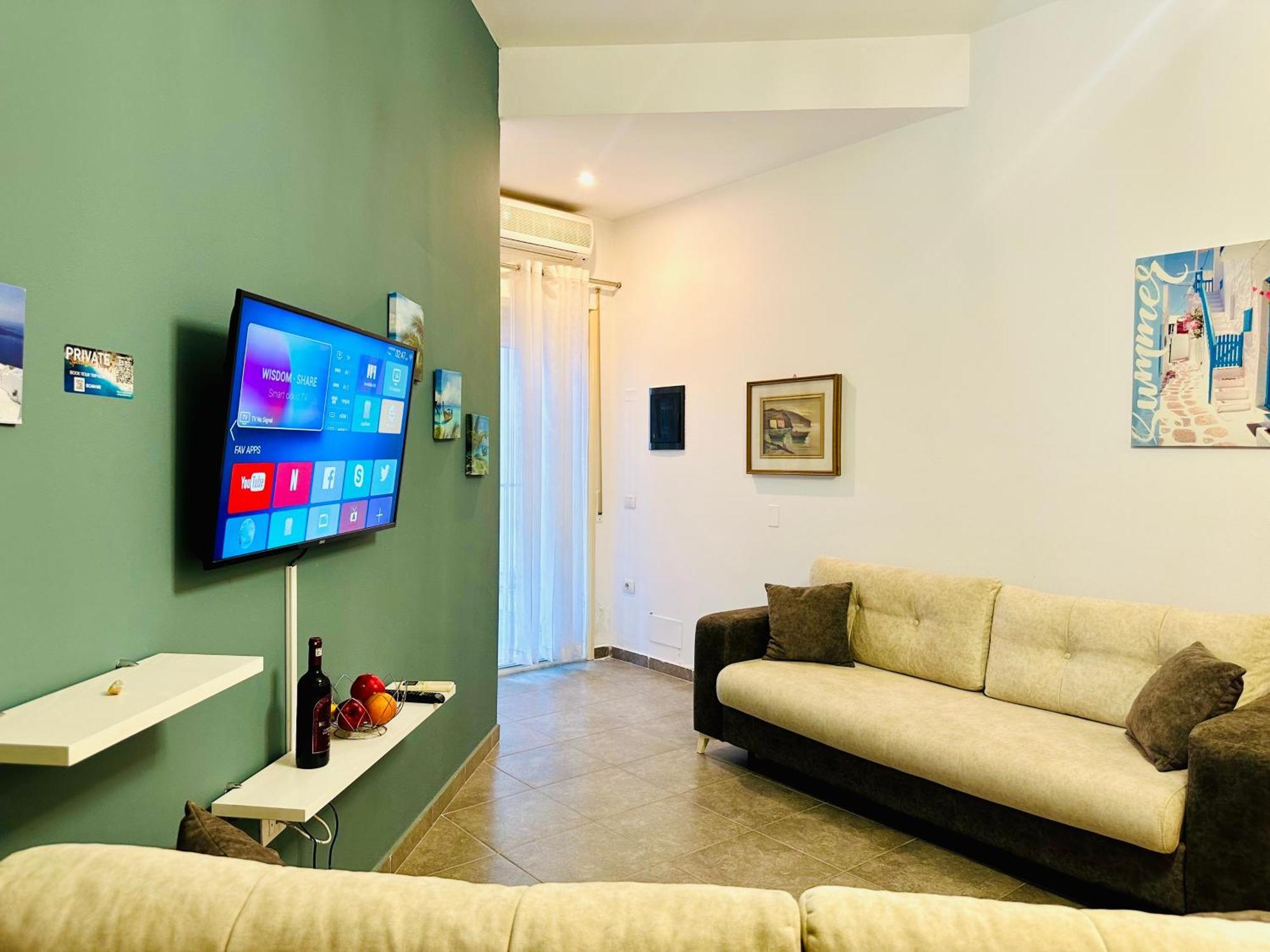 Jico Travel - Erjon Apartments Vlorë Екстериор снимка